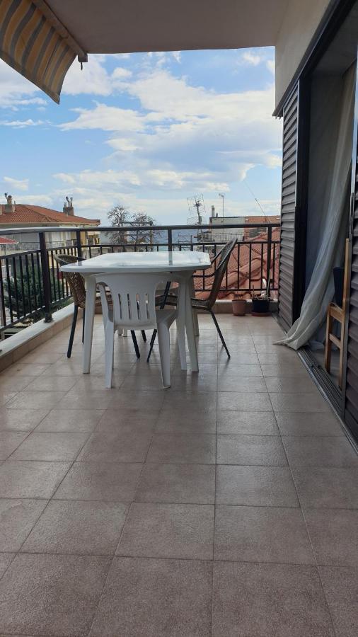 Gouris Appartements Nea Kallikrateia Exterior photo